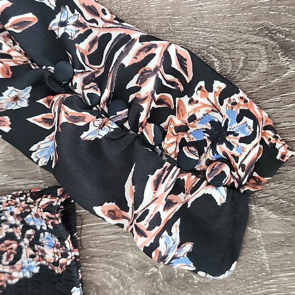 Free People Womens Santiago Printed Smocked Crop Top Black Floral - Picture 5 of 9